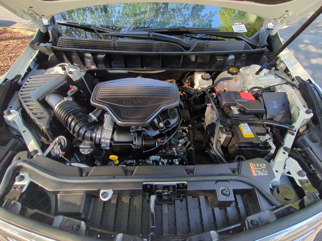 Used 2019 White Cadillac Luxury image 38