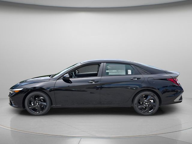 2026 Hyundai Elantra - $23,287