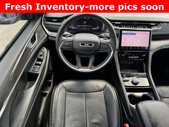2023 Jeep Grand Cherokee L Limited Gray at Community Kia