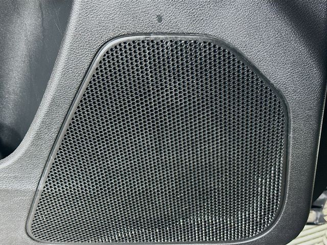 Thumbnail: 2019 Jeep Cherokee - 19