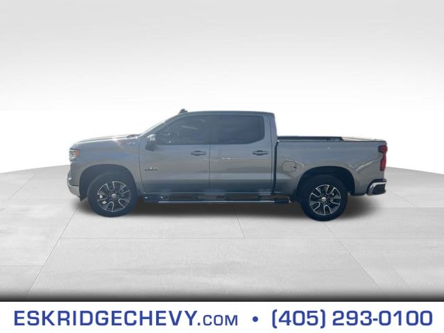 2023 Chevrolet Silverado 1500 LT 3