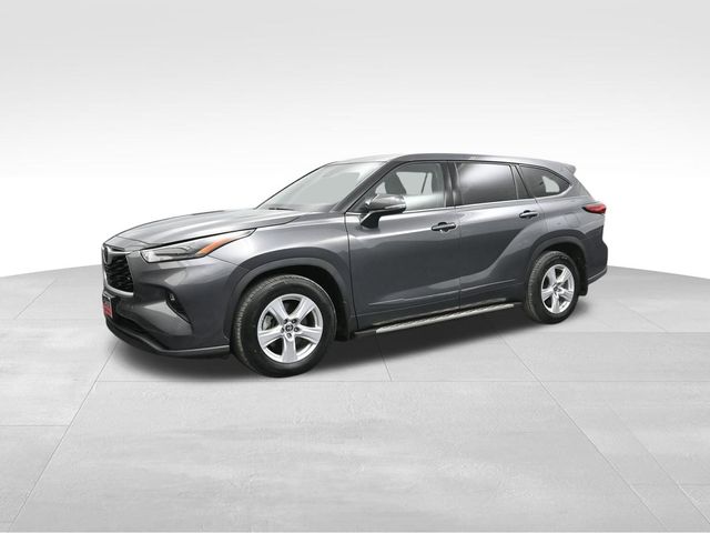 2022 Toyota Highlander LE 6