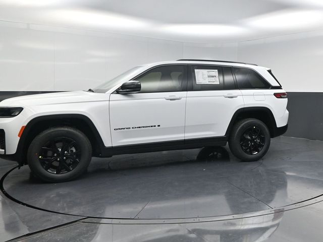 2026 Jeep Grand Cherokee Altitude - 4