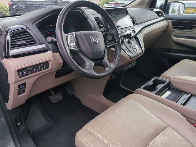 Used 2018 Honda Odyssey Elite 4D Passenger Van