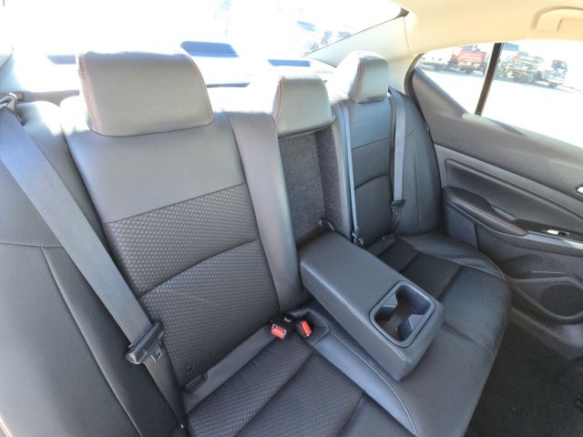 2023 Nissan Altima 2.5 SR:B02252