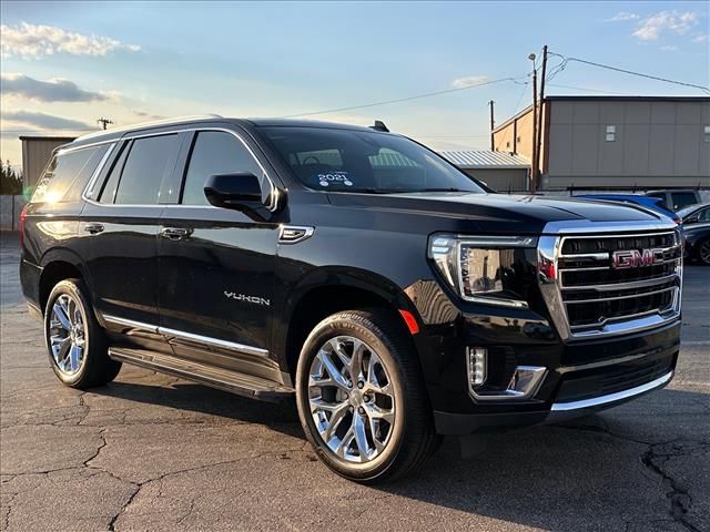 Onyx Black 2021 GMC Yukon SLT 4WD SUV / Crossover Four-Wheel Drive