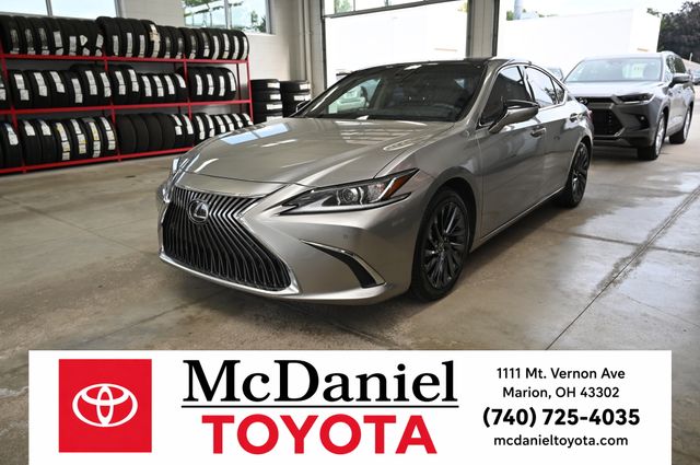 Silver 2019 Lexus ES Sedan Front-Wheel Drive 8-Speed Automatic