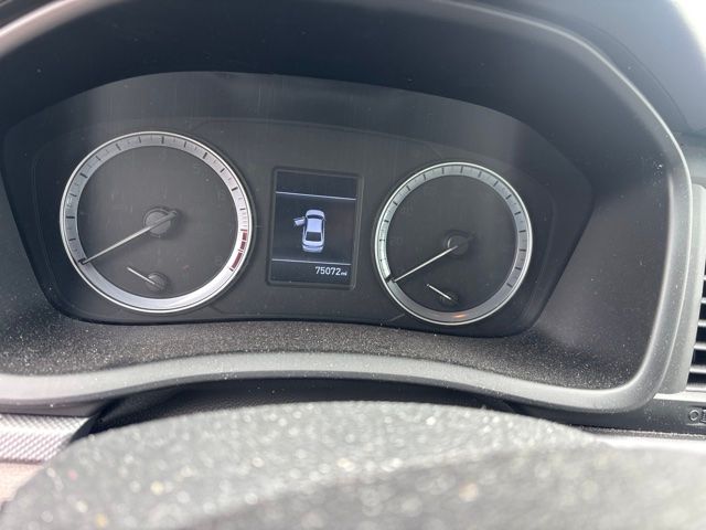 Used 2019 Lakeside Blue Hyundai SE image 12
