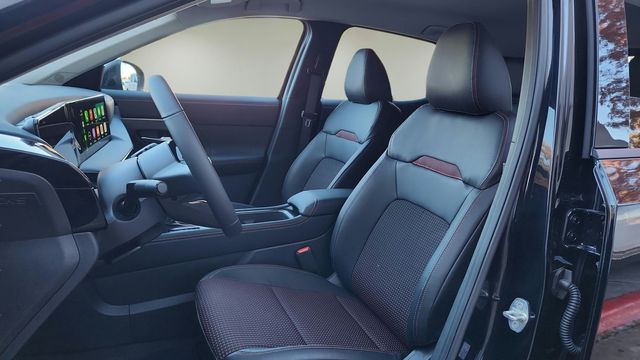 2025 Nissan Kicks