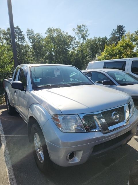 Used 2019 Silver Nissan SV image 2