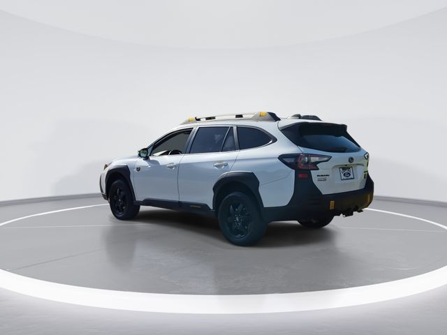 Used 2023 Crystal White Pearl Subaru Wilderness image 6