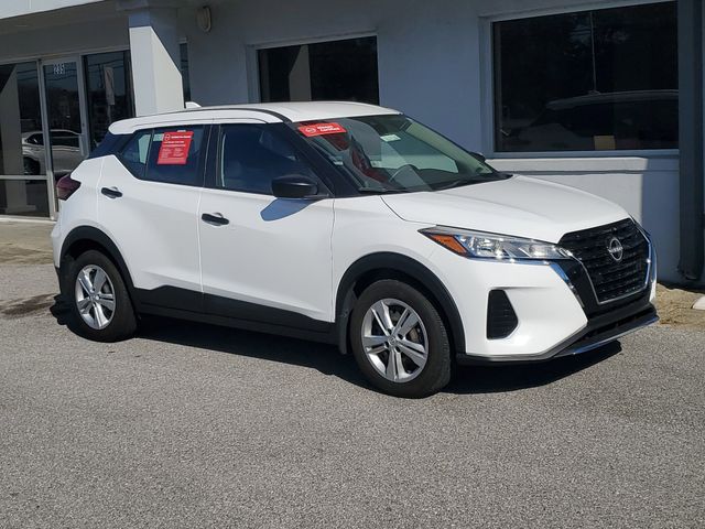 2023 Nissan Kicks S FWD