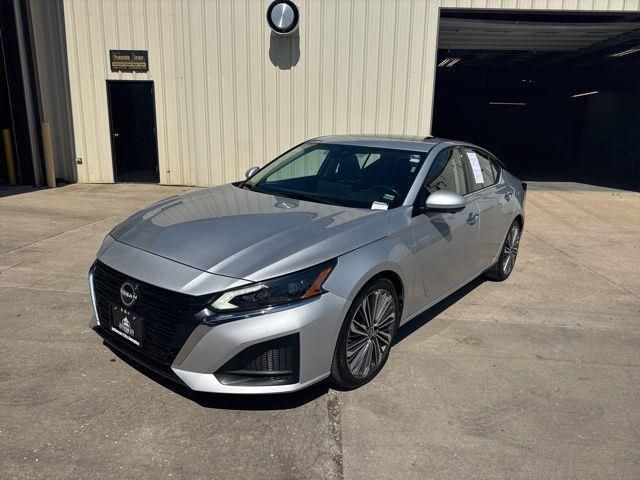 2023 Nissan Altima 2.5 SL FWD