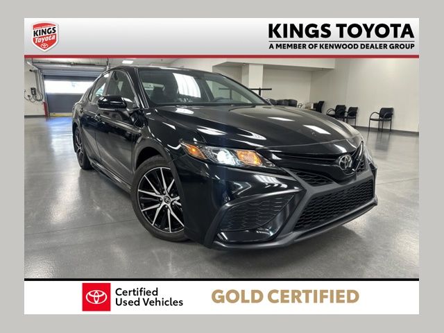 Midnight Black Metallic 2024 Toyota Camry Sedan Front-Wheel Drive 8-Speed Automatic