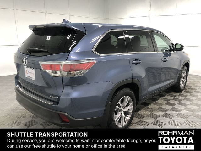 2016 Toyota Highlander LE Plus V6 6