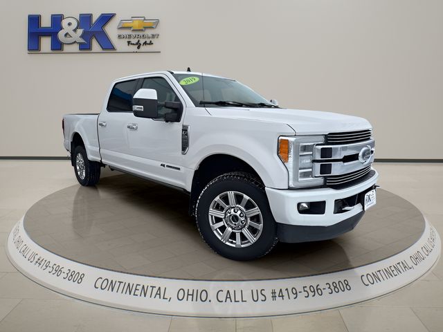 White Platinum Metallic Tri-Coat 2019 Ford F-250 Super Duty Limited Crew Cab 4WD Pickup Truck Four-Wheel Drive 6-Speed Automatic