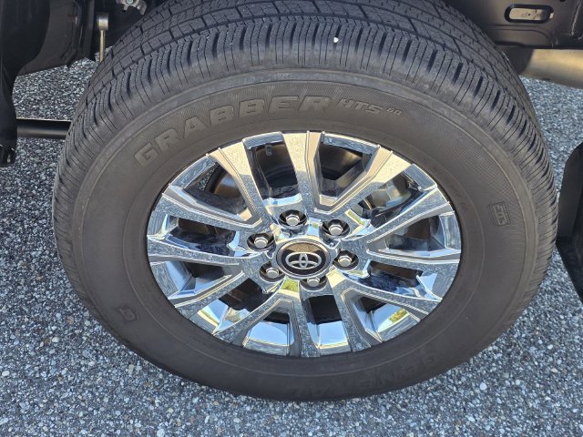 Used 2025 Toyota Tacoma Truck