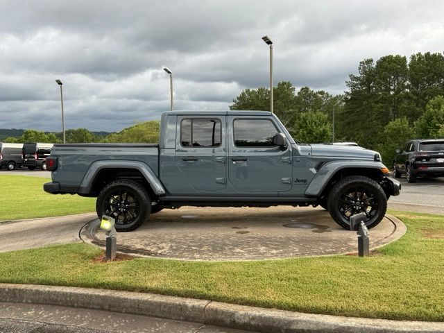 Used 2025 Jeep Gladiator Truck