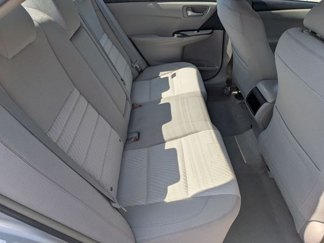 2015 Toyota Camry - Image 28