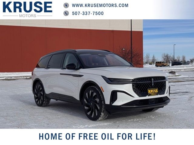 2026 Lincoln Nautilus Reserve's photo