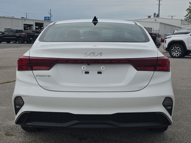 2023 Kia Forte LXS:168586A
