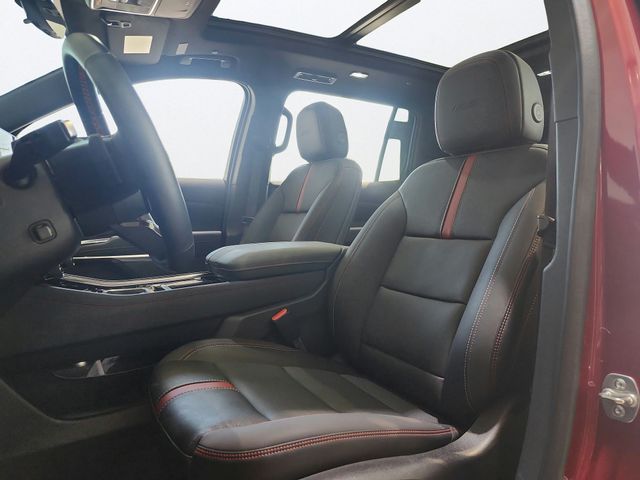 Used 2024 Chevrolet Traverse SUV