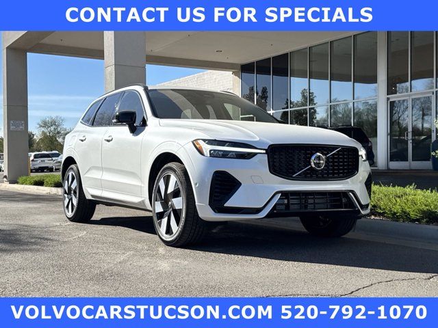 2025 Volvo XC60 Plug-In Hybrid T8 Plus photo