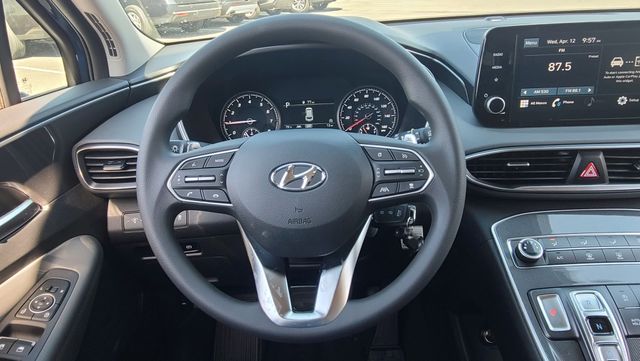 2023 Hyundai Santa Fe SE 18