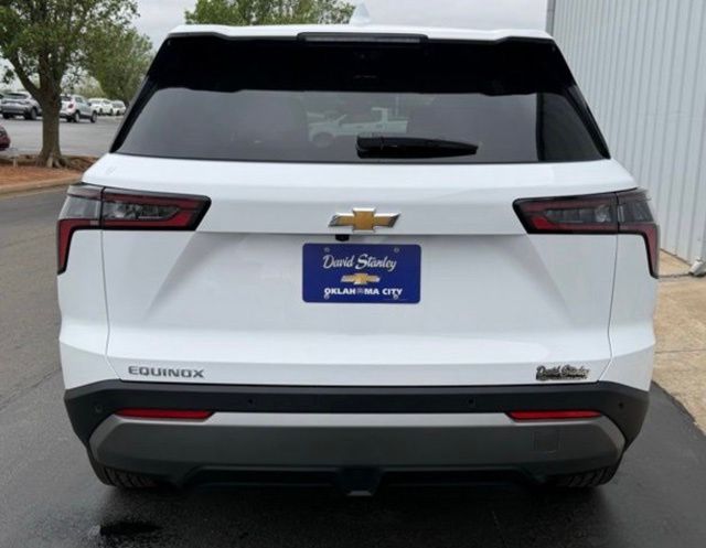new 2026 Chevrolet Equinox car, priced at $33,790