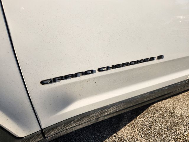 2024 Jeep Grand Cherokee L Limited White at Big Star Buick GMC