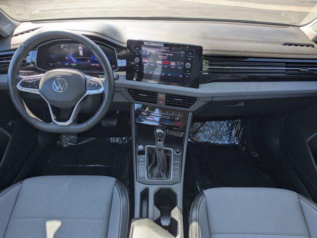 2025 Volkswagen Jetta SE - Photo 15