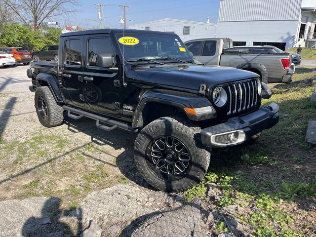 2022 Jeep Gladiator Overland Crew Cab 4WD