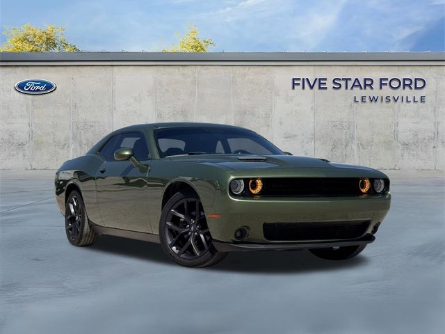 F8 Green 2021 Dodge Challenger SXT RWD Coupe Rear-Wheel Drive 8-Speed Automatic