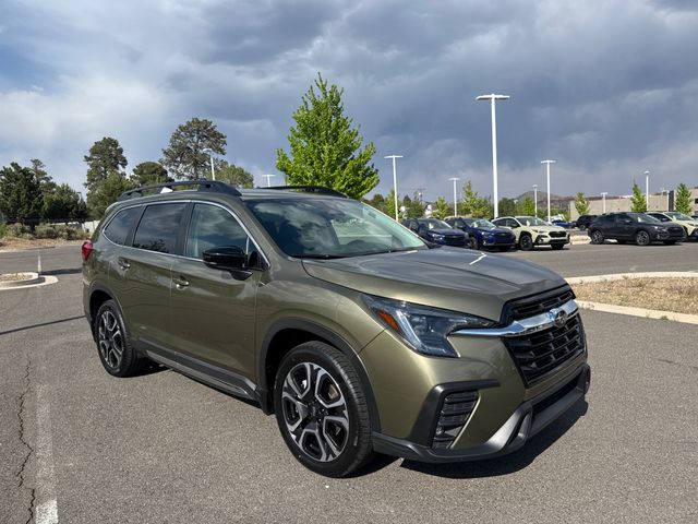 2024 Subaru Ascent Limited 7 Passenger's photo
