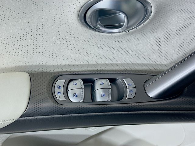 2024 Genesis GV60 Advanced 18