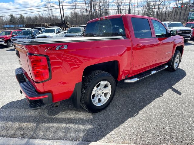 2018 Chevrolet Silverado 1500 LT - Red Hot exterior view 7
