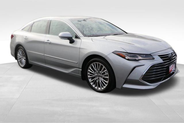 2022 Toyota Avalon Hybrid Limited 20