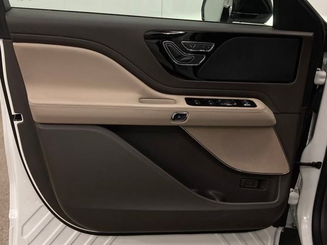 2023 Lincoln Aviator Standard