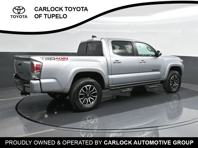 2022 Toyota Tacoma TRD Sport 2