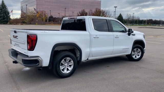 2024 GMC Sierra 1500 SLE 8