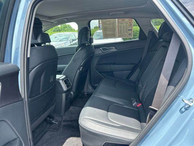 2026 Kia Sportage EX Hybrid - Photo 17