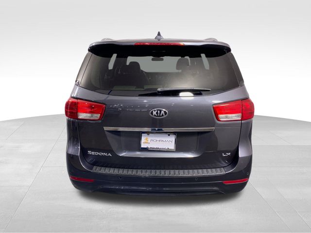 2017 Kia Sedona LX 30