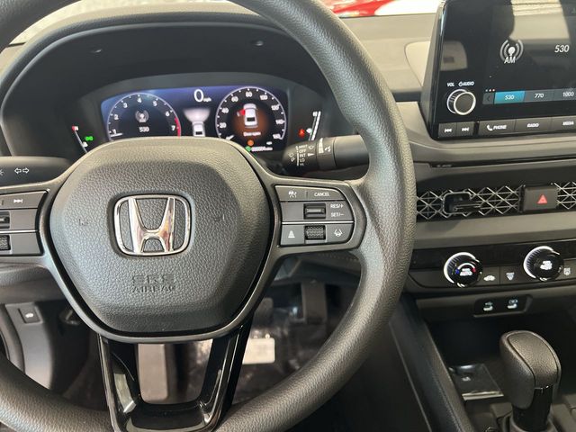 2025 Honda Accord LX 13