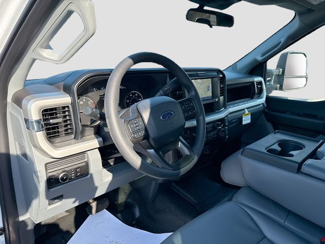 2025 Ford F-250SD XL photo