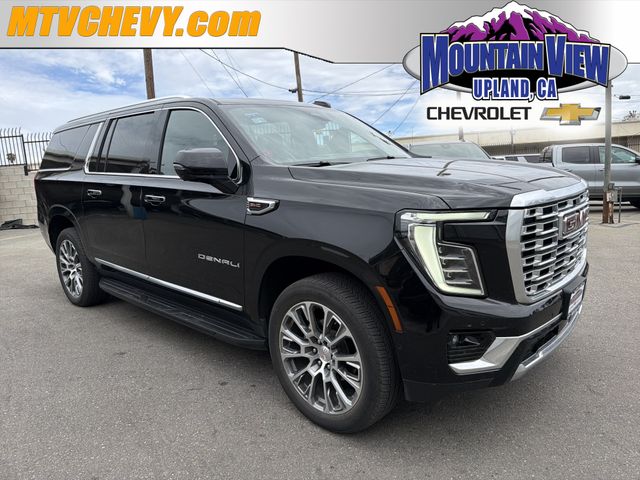 Onyx Black 2025 GMC Yukon XL SUV / Crossover Four-Wheel Drive 