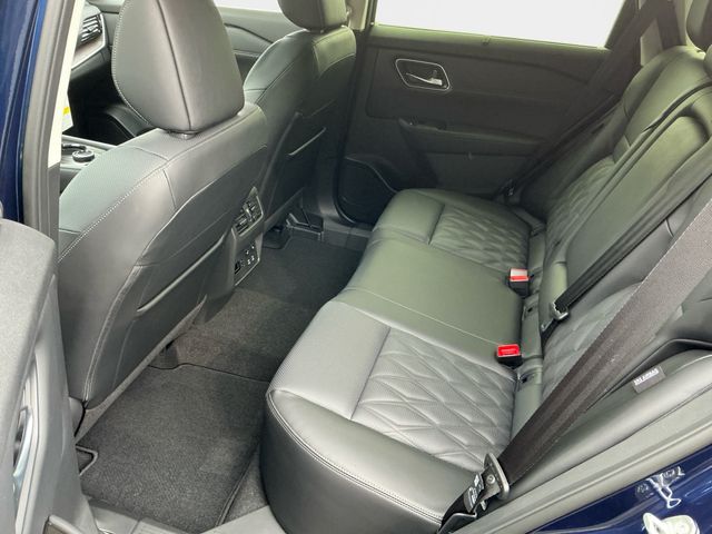 NissanRogue15