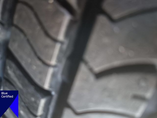 Used 2023 Gray Jeep Latitude image 11