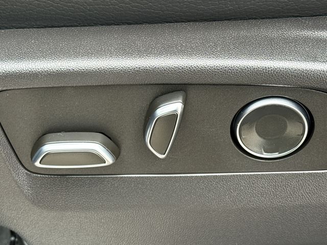 Used 2024 Silver GMC Denali image 23