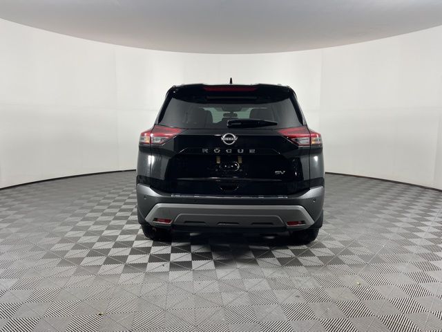 2023 Nissan Rogue SV 8