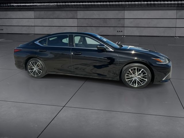 2024 Lexus ES - $42,888